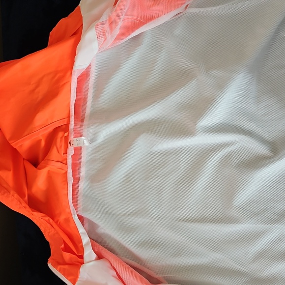 Adidas Windbreaker Size L - Picture 5 of 5